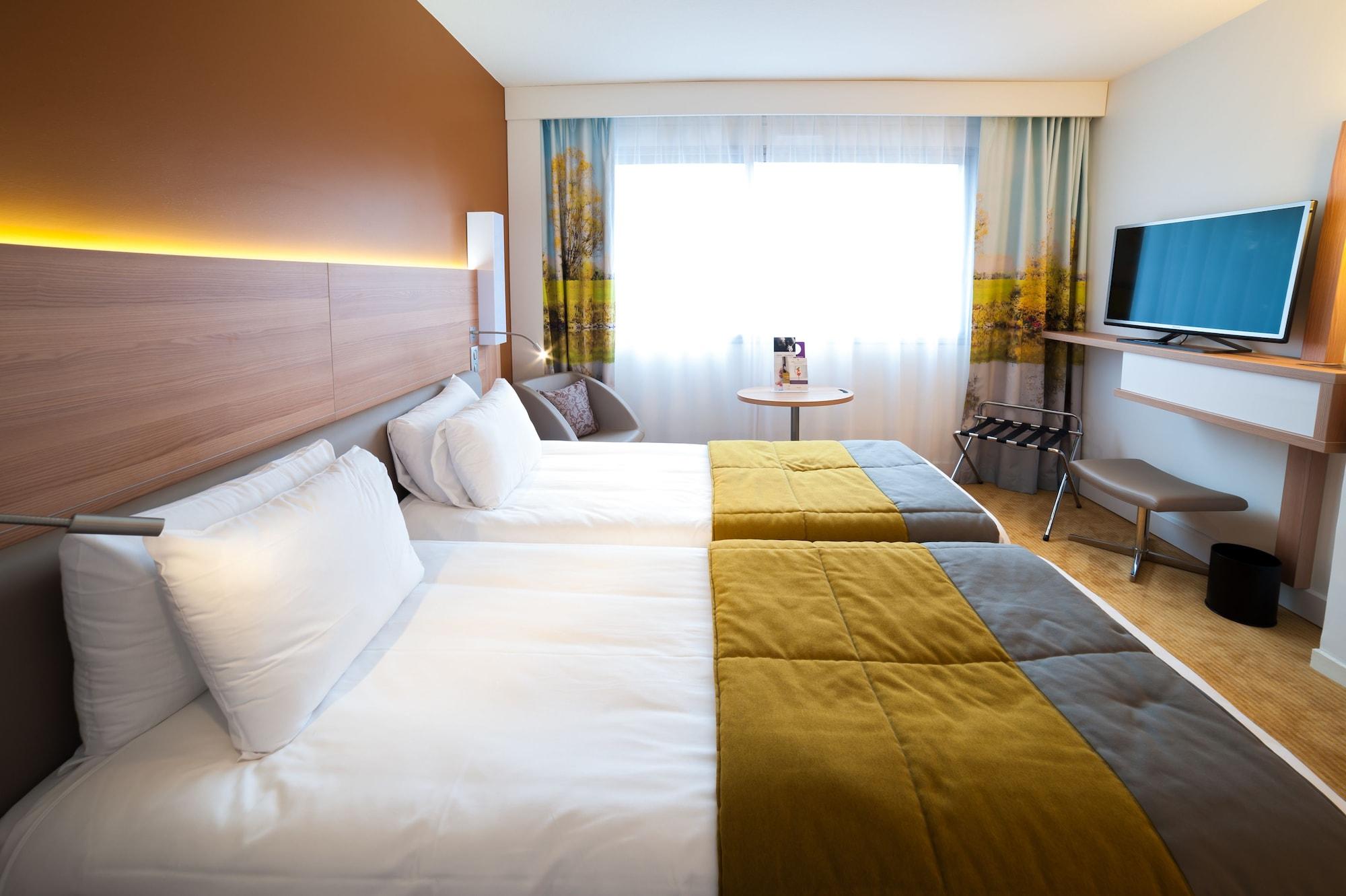Mercure Bord De Saône Hotel