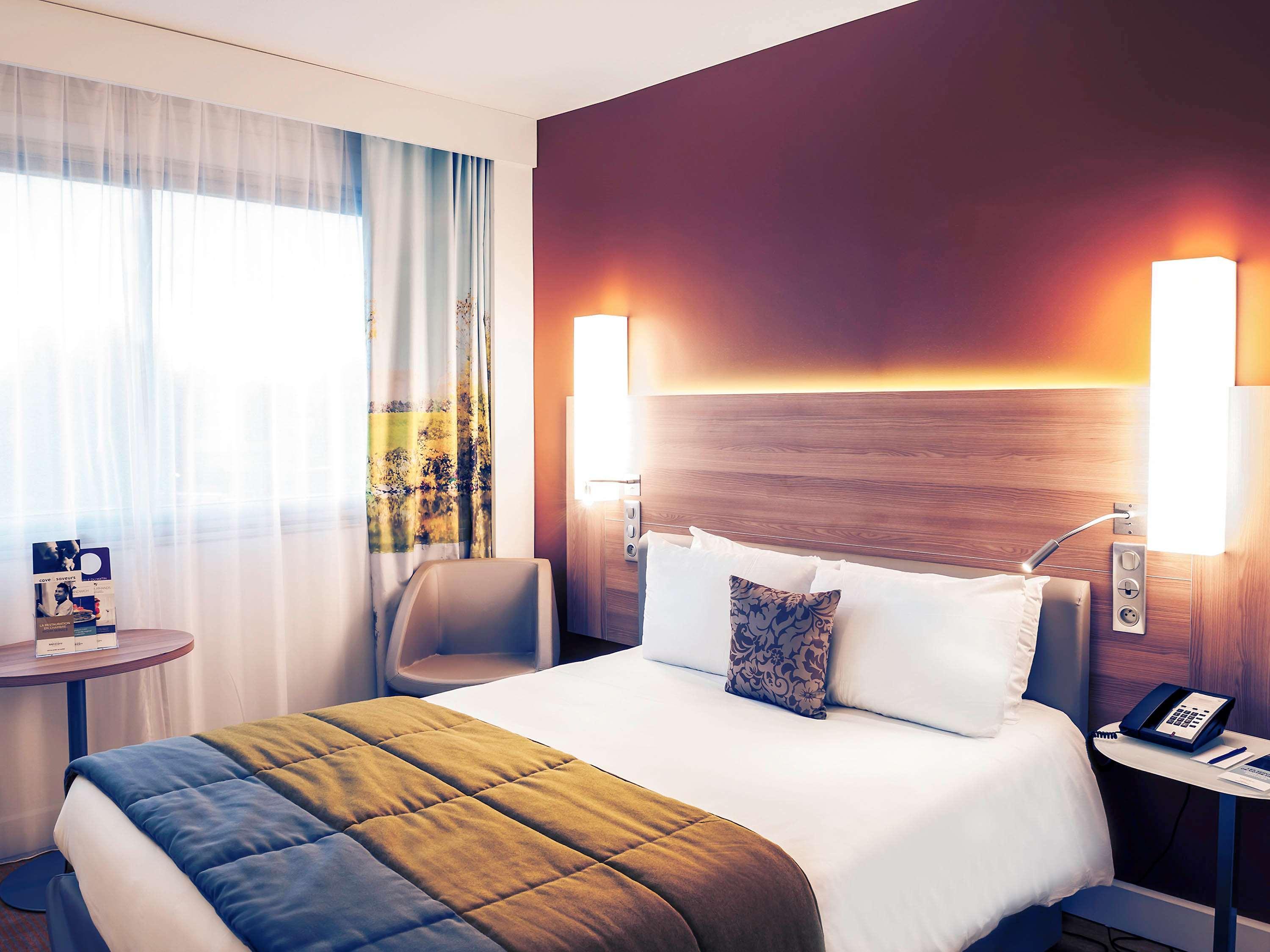 Mercure Bord De Saone